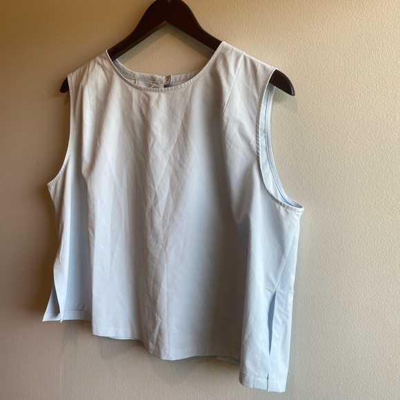 Wayre Boxy Shift & Snap Tank Mid-crop Travel Top Crew Neckline Size XL - Picture 4 of 10